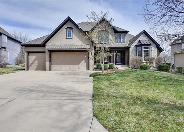 Property at 14417 Reeds St, Overland Park, KS 66223, 6 beds, 5.5 baths
