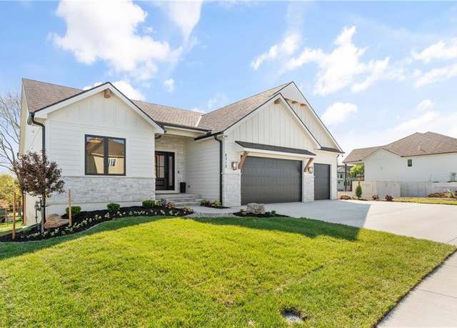 Property at 1509 NE Stewart Ct, Lee's Summit, MO 64064, 4 beds, 3 baths