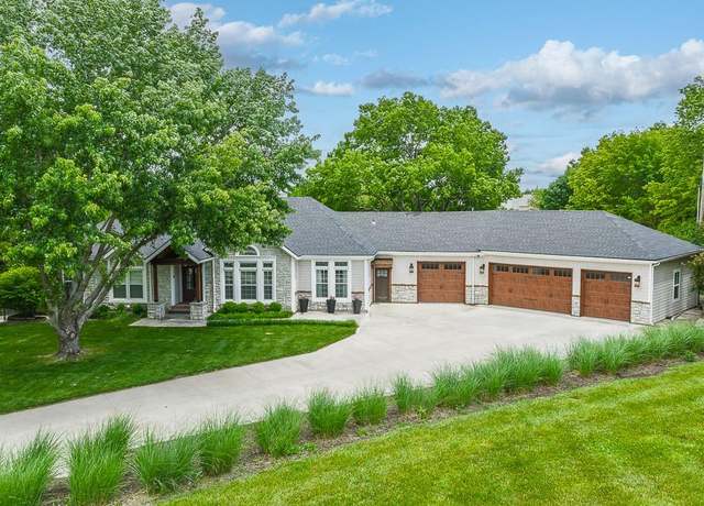 Property at 7905 Monticello Rd, Shawnee, KS 66227, 5 beds, 4 baths