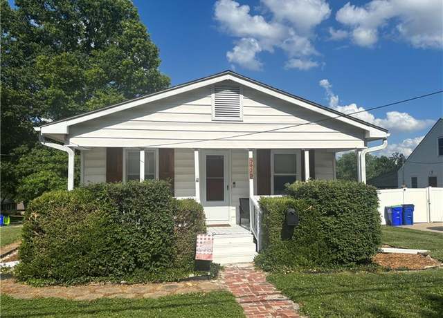 Property at 5425 Quivira Rd, Shawnee, KS 66216, 2 beds, 1 bath