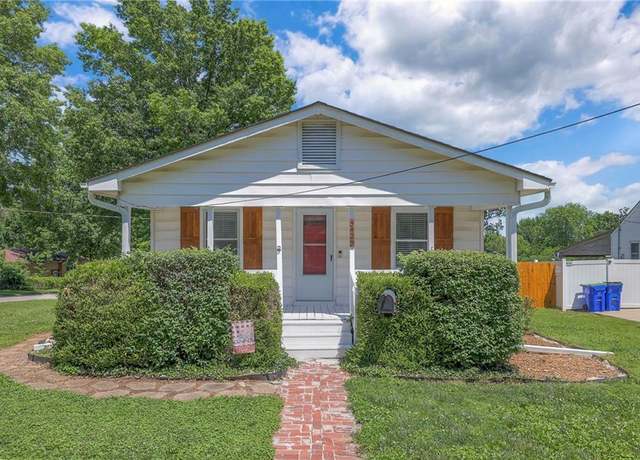Property at 5425 Quivira Rd, Shawnee, KS 66216, 2 beds, 1 bath