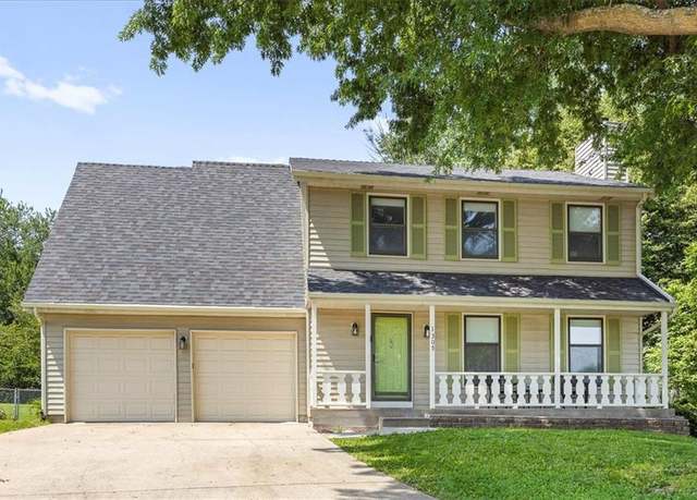 Property at 1305 N Hunter Dr, Olathe, KS 66061, 4 beds, 3.5 baths