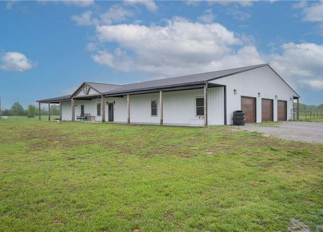 Property at 5528 Lostine Rd, Galena, KS 66739, 4 beds, 3 baths
