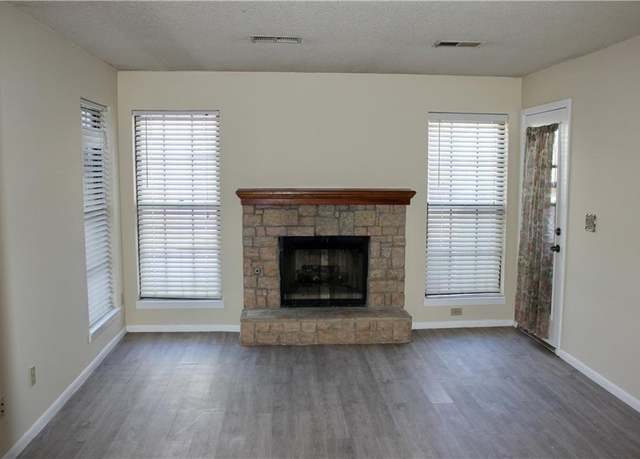 Property at 12659 W 110th Ter, Overland Park, KS 66210, 2 beds, 1 bath