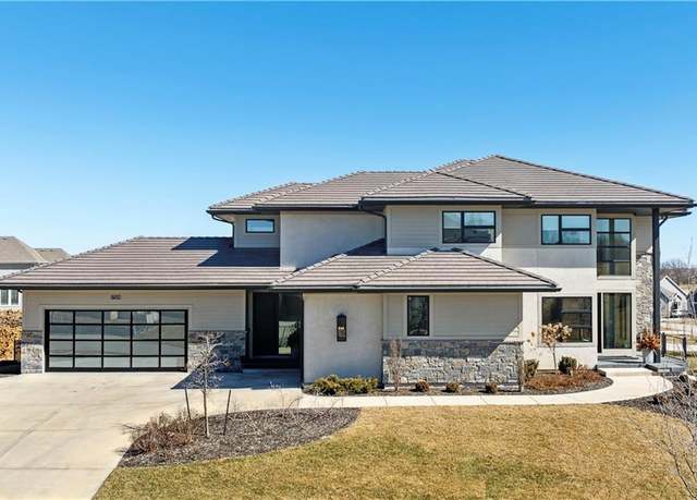 Property at 17329 Larsen St, Overland Park, KS 66221, 4 beds, 4.5 baths