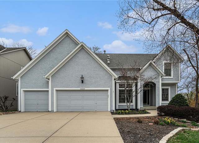 Property at 14202 Gillette St, Overland Park, KS 66221, 4 beds, 3.5 baths