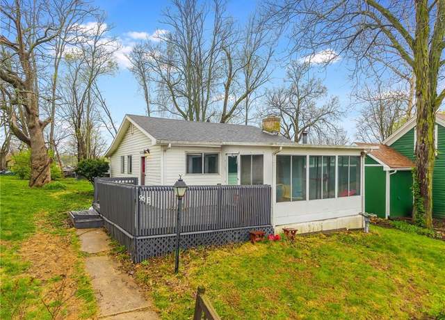 Property at 96 Beach Dr, Lake Tapawingo, MO 64015, 2 beds, 1 bath