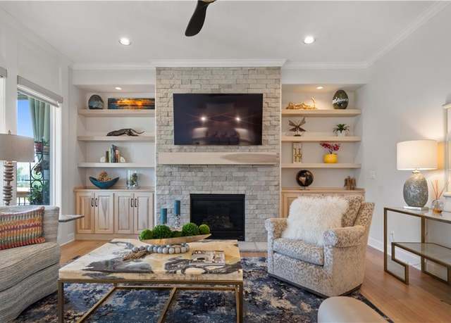 Property at 13389 W 147th Ter, Olathe, KS 66062, 3 beds, 2.5 baths