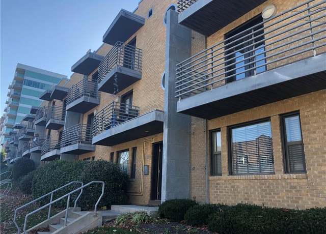 Property at 4536 Broadway Blvd Unit 3N, Kansas City, MO 64111, 1 bed, 1 bath
