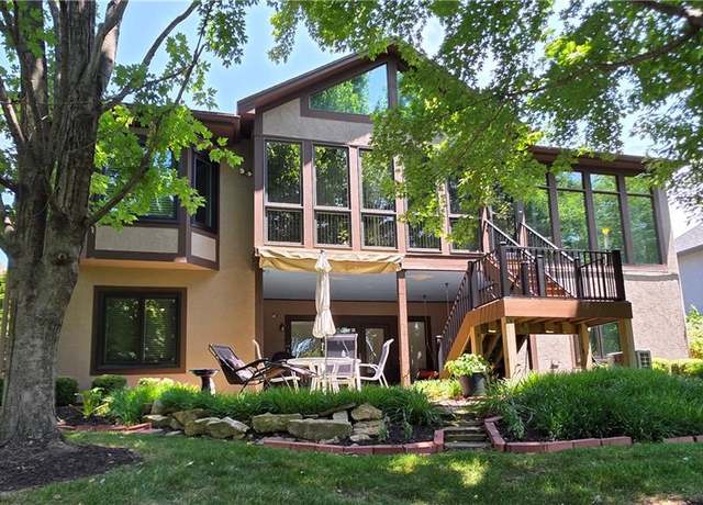 Property at 12556 Farley St, Overland Park, KS 66213, 4 beds, 4 baths