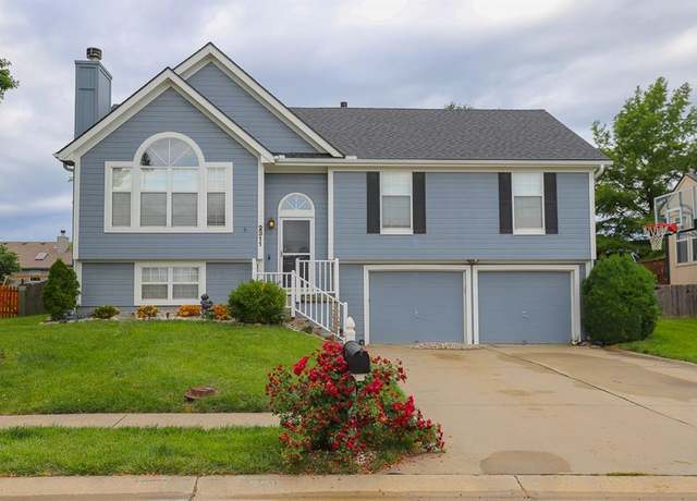 Property at 2311 NE Maybrook Dr, Grain Valley, MO 64029, 3 beds, 3 baths
