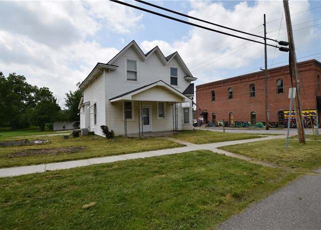Property at 201 E Washington St, Kearney, MO 64060, 3 beds, 1 bath
