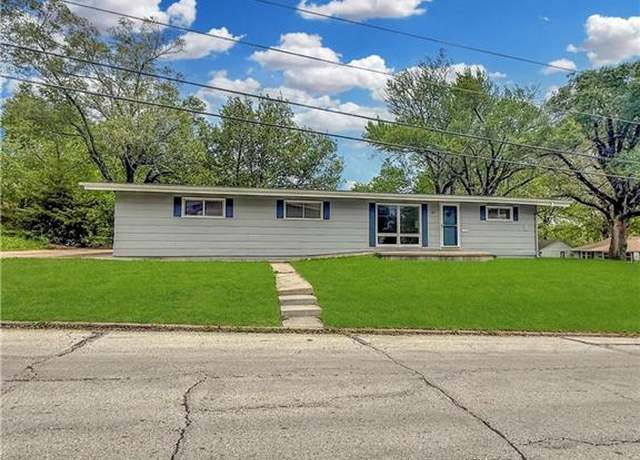 Property at 307 Zoll St, Warrensburg, MO 64093, 3 beds, 1 bath