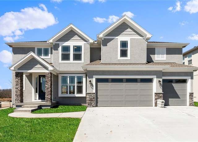 Property at 17447 W 169th Ter, Olathe, KS 66062, 4 beds, 3.5 baths