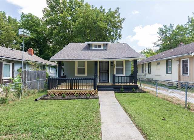 Property at 7119 Bellefontaine Ave, Kansas City, MO 64132, 3 beds, 1 bath
