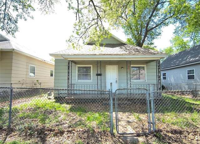 Property at 612 E 10th N/A, Pittsburg, KS 66762, 3 beds, 1 bath