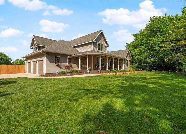 Property at 33 Harvest Ln, Ottawa, KS 66067, 4 beds, 2.5 baths