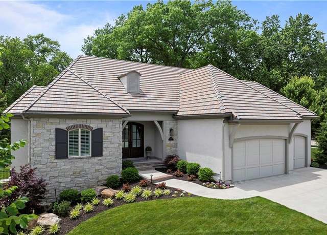 Property at 2189 W 89th Pl, Leawood, KS 66206, 5 beds, 4 baths