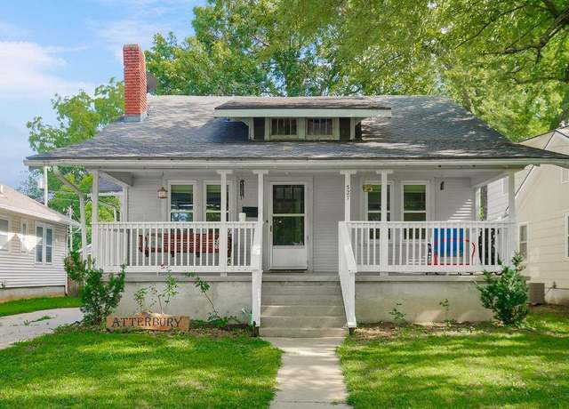 Property at 327 Parker Ave, Osawatomie, KS 66064, 3 beds, 2 baths