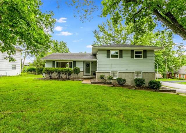 Property at 1503 NE 51st Ter, Kansas City, MO 64118, 3 beds, 2 baths