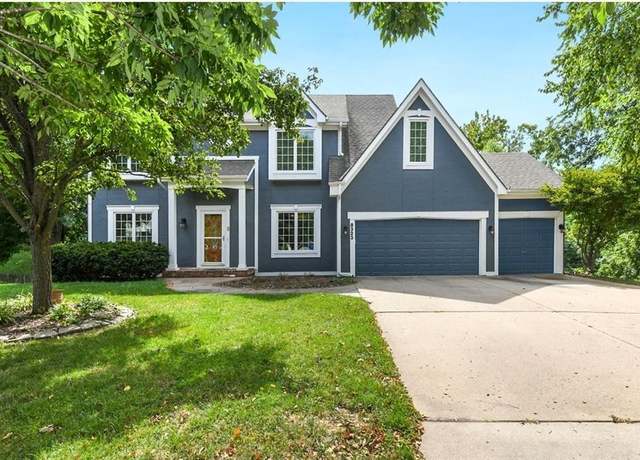 Property at 8323 NW 83rd St, Kansas City, MO 64152, 4 beds, 3 baths