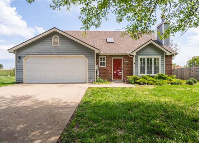 Property at 620 Durham Ct, Lawrence, KS 66049, 4 beds, 2 baths