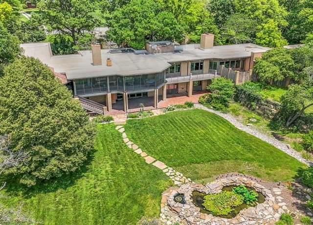 Property at 843 N 1500 Rd, Lawrence, KS 66049, 5 beds, 4 baths