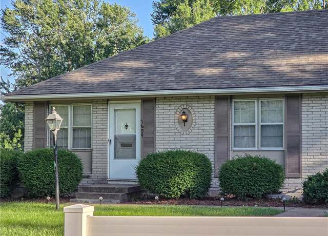Property at 7809 E 87 St, Raytown, MO 64138, 2 beds, 1 bath