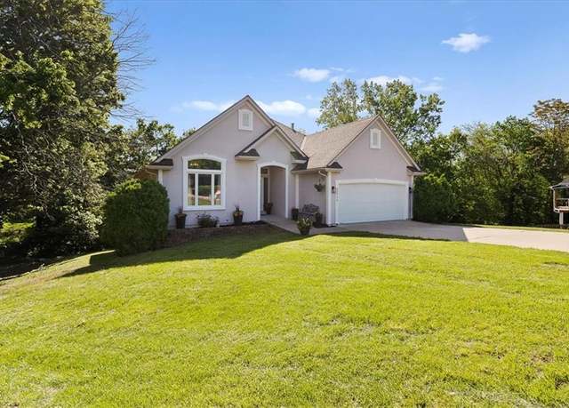 Property at 22716 E 29th Street Lane Ct S, Blue Springs, MO 64015, 3 beds, 3 baths