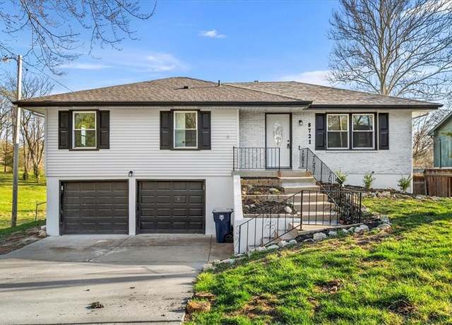 Property at 8721 E 57th Ter, Kansas City, MO 64129, 3 beds, 2.5 baths