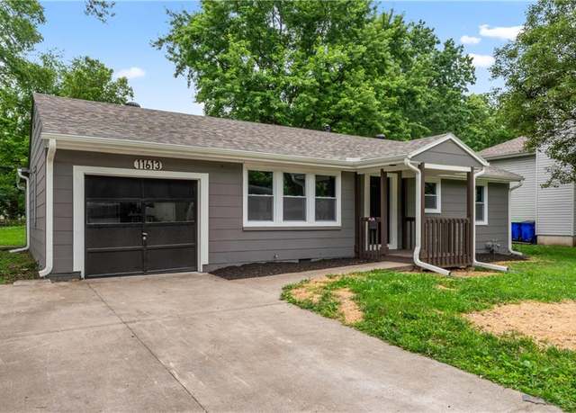 Property at 11613 W 69th Ter, Shawnee, KS 66203, 4 beds, 2 baths