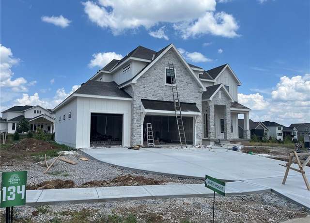 Property at 12604 W 170th St, Overland Park, KS 66221, 5 beds, 4 baths