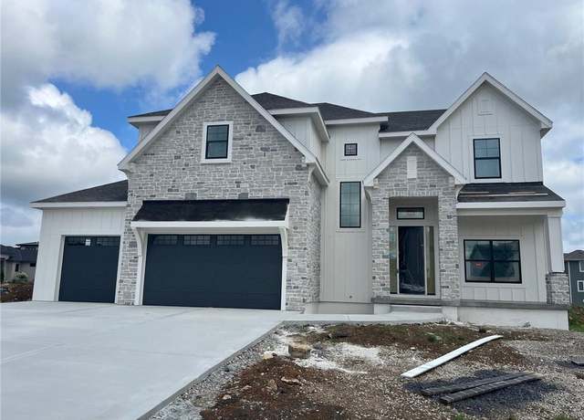 Property at 12604 W 170th St, Overland Park, KS 66221, 5 beds, 4 baths