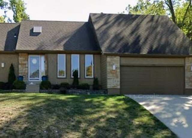 Property at 6907 Hallet Dr, Shawnee, KS 66216, 4 beds, 3.5 baths