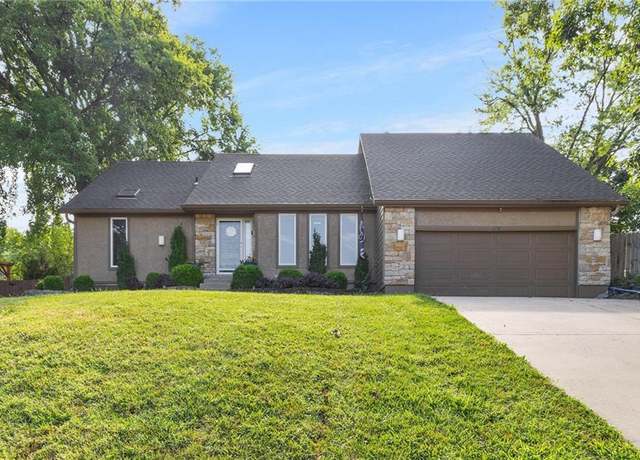 Property at 6907 Hallet Dr, Shawnee, KS 66216, 4 beds, 3.5 baths