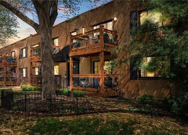 Property at 4541 Holly St #1, Kansas City, MO 64111, 2 beds, 1 bath