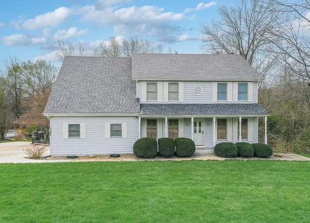 Property at 13901 Harbor Dr, Bonner Springs, KS 66012, 5 beds, 3.5 baths