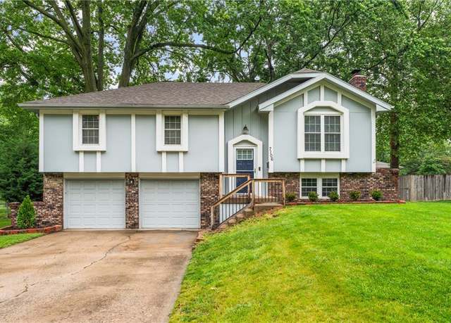Property at 7106 Cody St, Shawnee, KS 66203, 3 beds, 2.5 baths