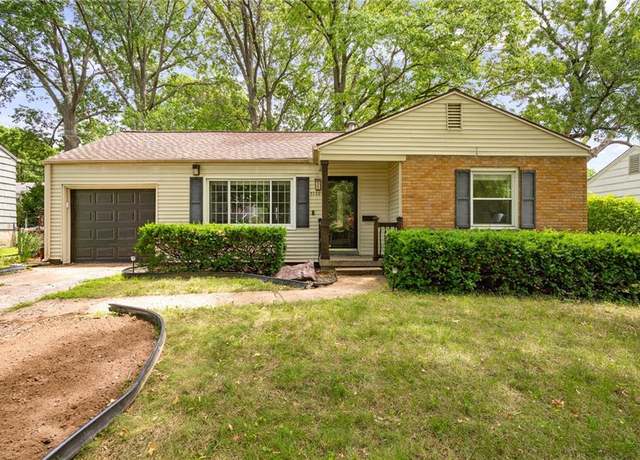 Property at 5729 Lamar Ave, Mission, KS 66202, 3 beds, 1.5 baths