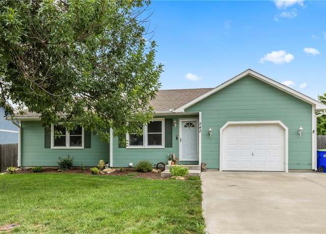 Property at 242 E Colleen Ct, Gardner, KS 66030, 3 beds, 3 baths