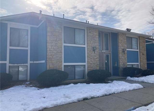 Property at 8143 Holmes Rd #202, Kansas City, MO 64131, 1 bed, 1 bath