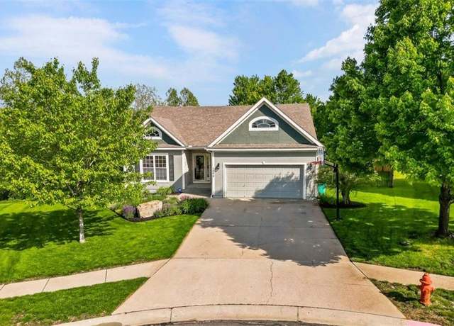 Property at 1006 W Howard Pl, Louisburg, KS 66053, 4 beds, 3 baths