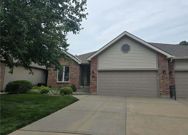 Property at 7509 N Campbell St, Gladstone, MO 64118, 3 beds, 3.5 baths