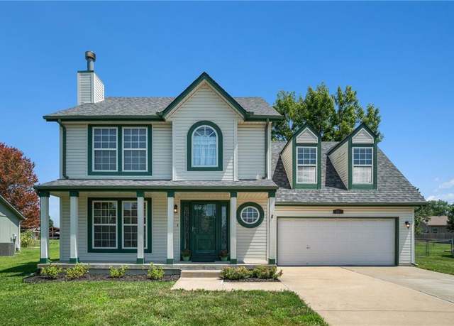 Property at 321 N Pine St, Gardner, KS 66030, 4 beds, 2.5 baths