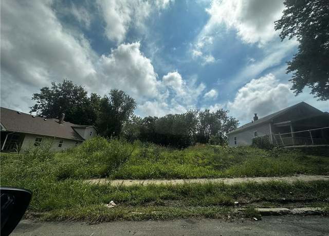 Property at 6837 E 13th St, Kansas City, MO 64126