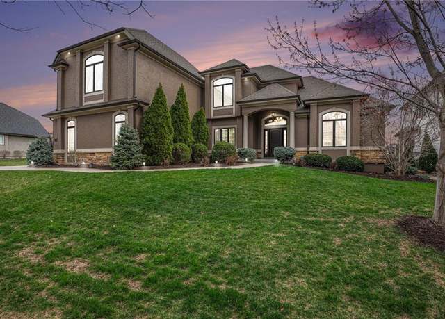 Property at 8541 N Donnelly Ave, Kansas City, MO 64157, 4 beds, 3.5 baths