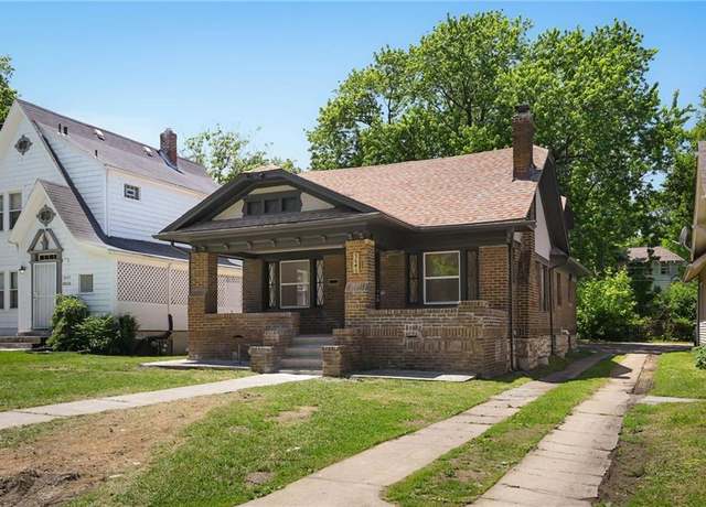 Property at 5640 Paseo Blvd, Kansas City, MO 64110, 3 beds, 1 bath