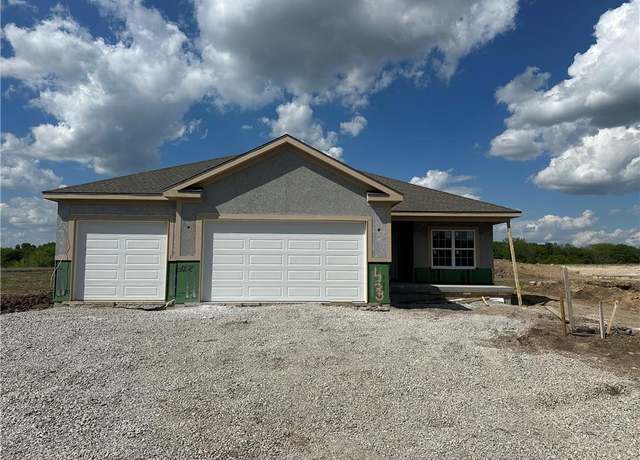 Property at 453 Green Dr, Lawson, MO 64062, 3 beds, 2 baths