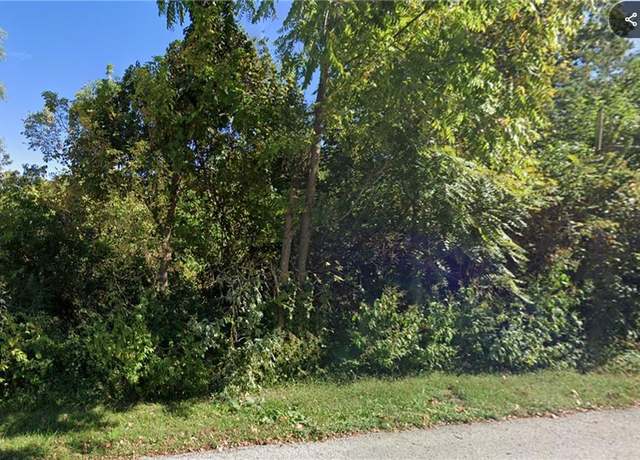 Property at 1901 N Hines Rd, Independence, MO 64058