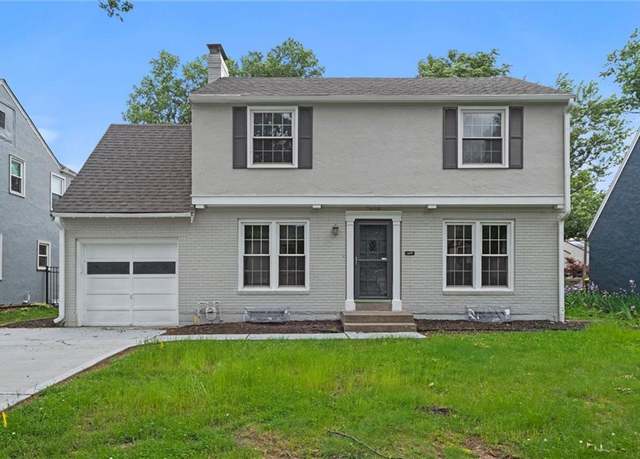 Property at 7408 Charlotte St, Kansas City, MO 64131, 3 beds, 2.5 baths